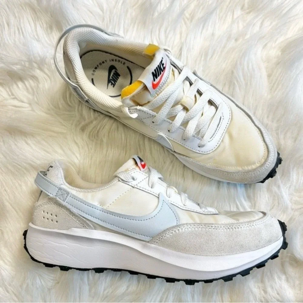 Nike Waffle Debut Sail Light Orewood Brown DH9523-105 Womens‎ 8 Low Top Sneakers
